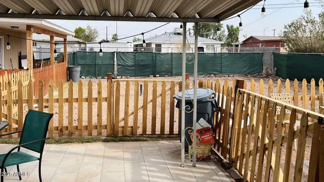 $1,350 | 11329 West Duluth Avenue, Youngtown, AZ 85363