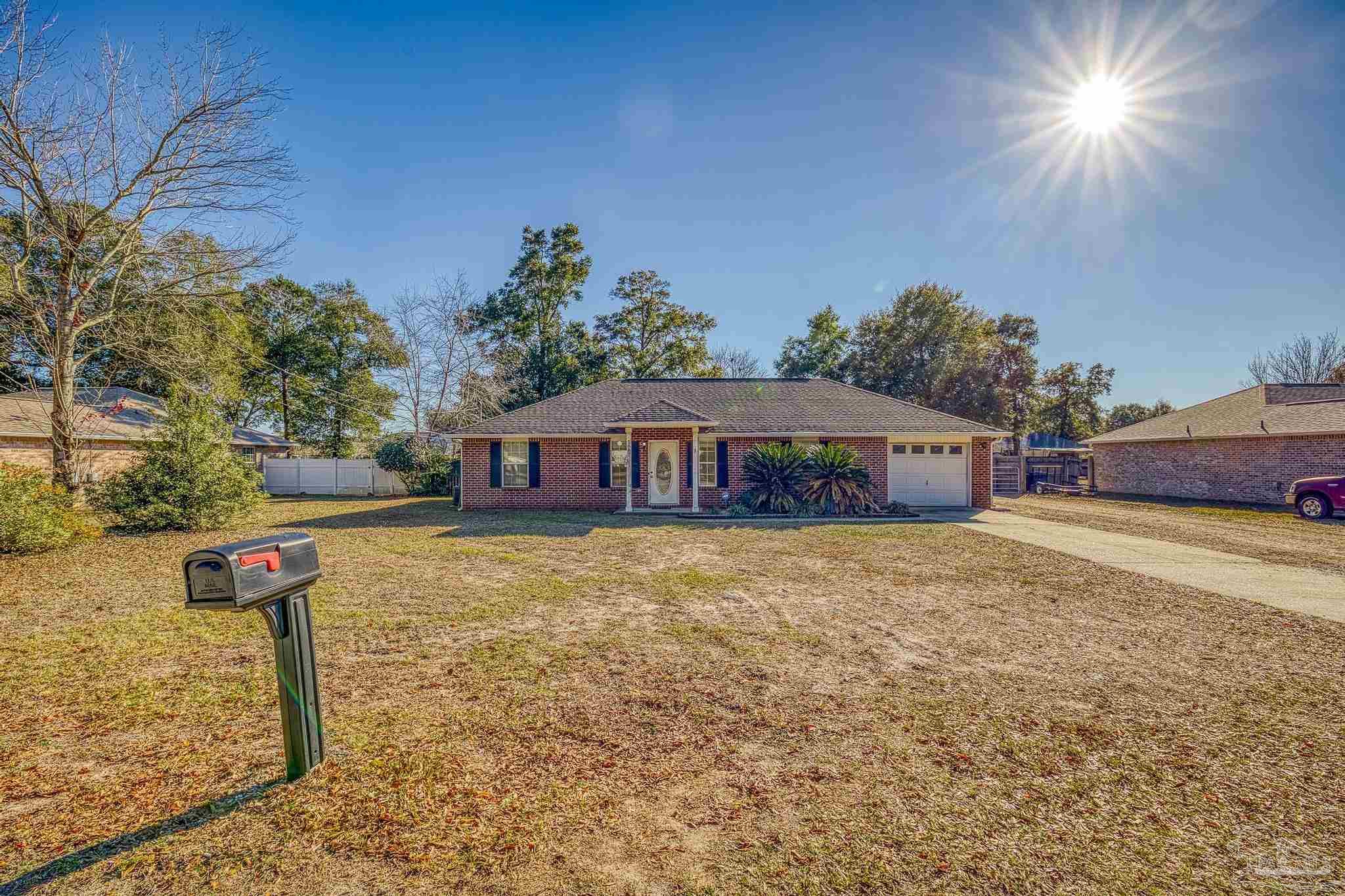 5687 Ridge Avenue Milton, FL 32583 - Photo 3 of 32 Gallery Image 3