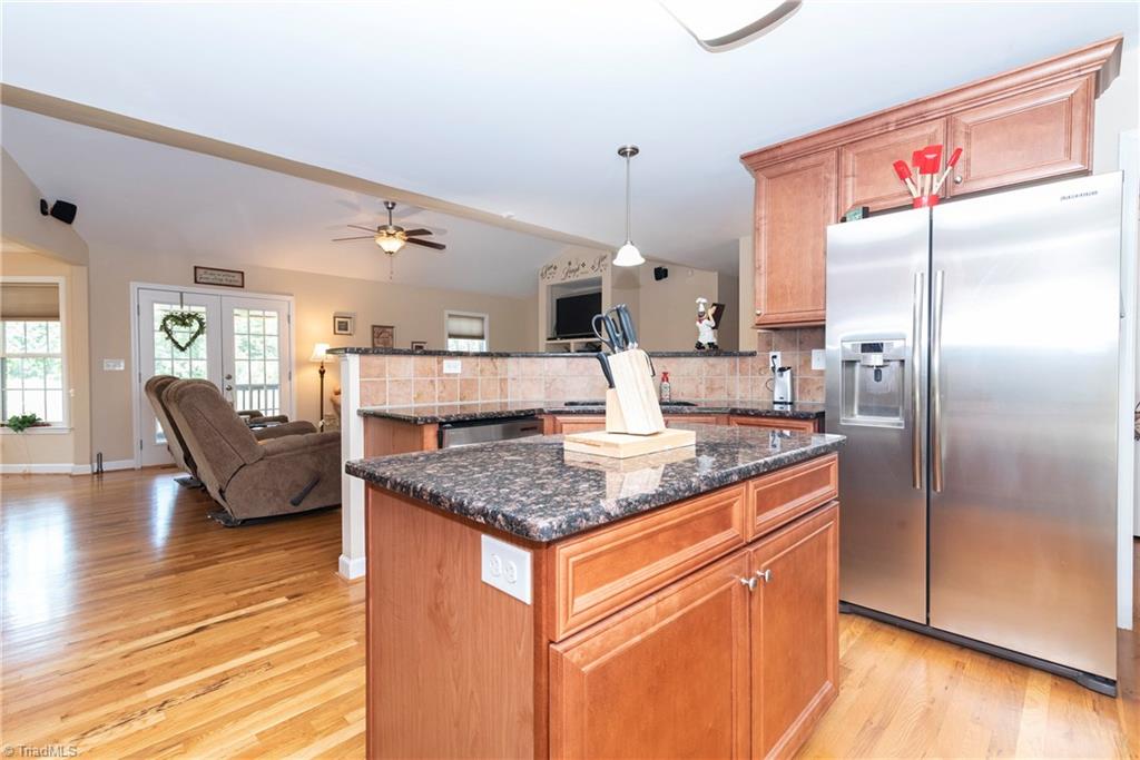 926 Cl Wagner Road Lexington, NC 27295 - Photo 2 of 30 Gallery Image 2