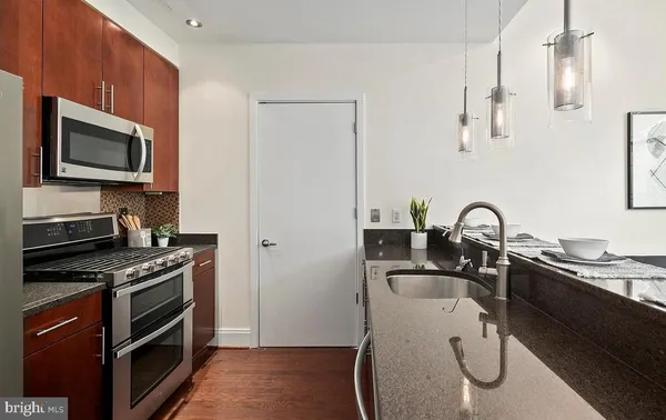 $2,600 | 919 Florida Avenue Northwest, Unit 103, Washington, DC 20001