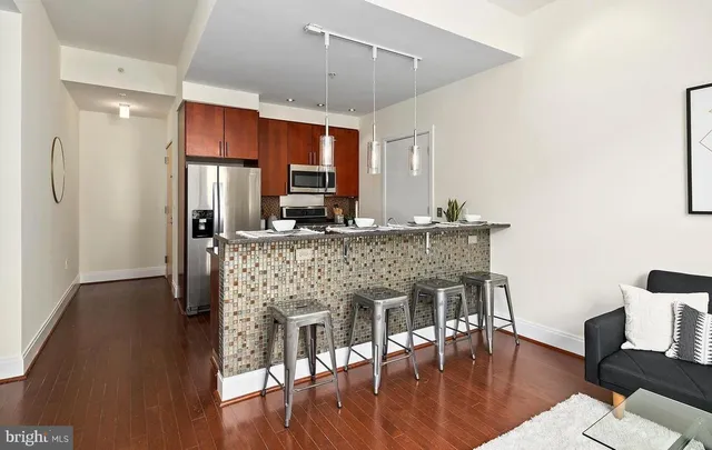 $3,200 | 919 Florida Avenue Northwest, Unit 103, Washington, DC 20001