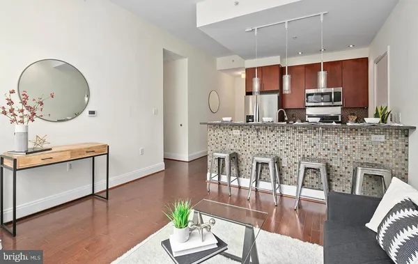 $2,600 | 919 Florida Avenue Northwest, Unit 103, Washington, DC 20001