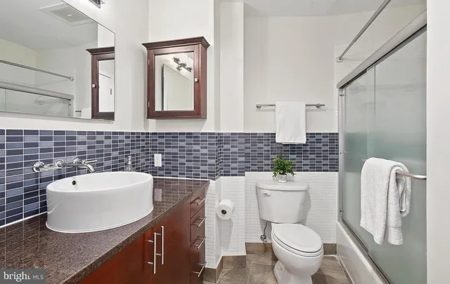 $3,200 | 919 Florida Avenue Northwest, Unit 103, Washington, DC 20001