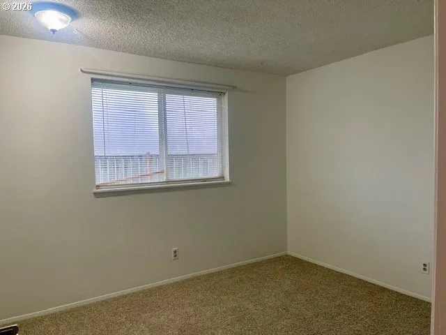 $369,900 | 1100 Sharon Loop Southeast, Salem, OR 97306