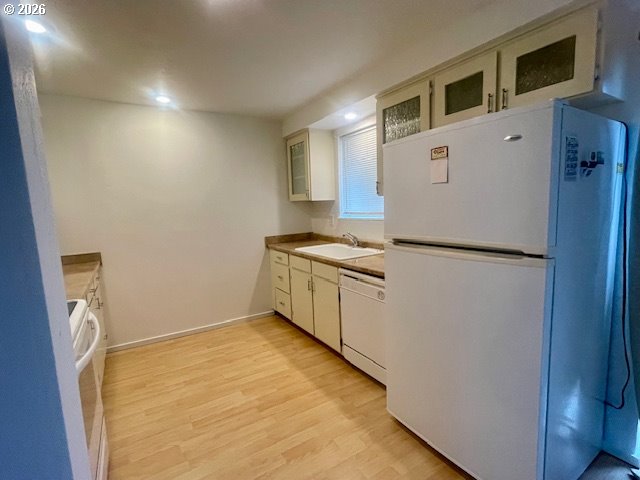 1100 Sharon Loop Southeast Salem, OR 97306 - Photo 6 of 19 Hallway