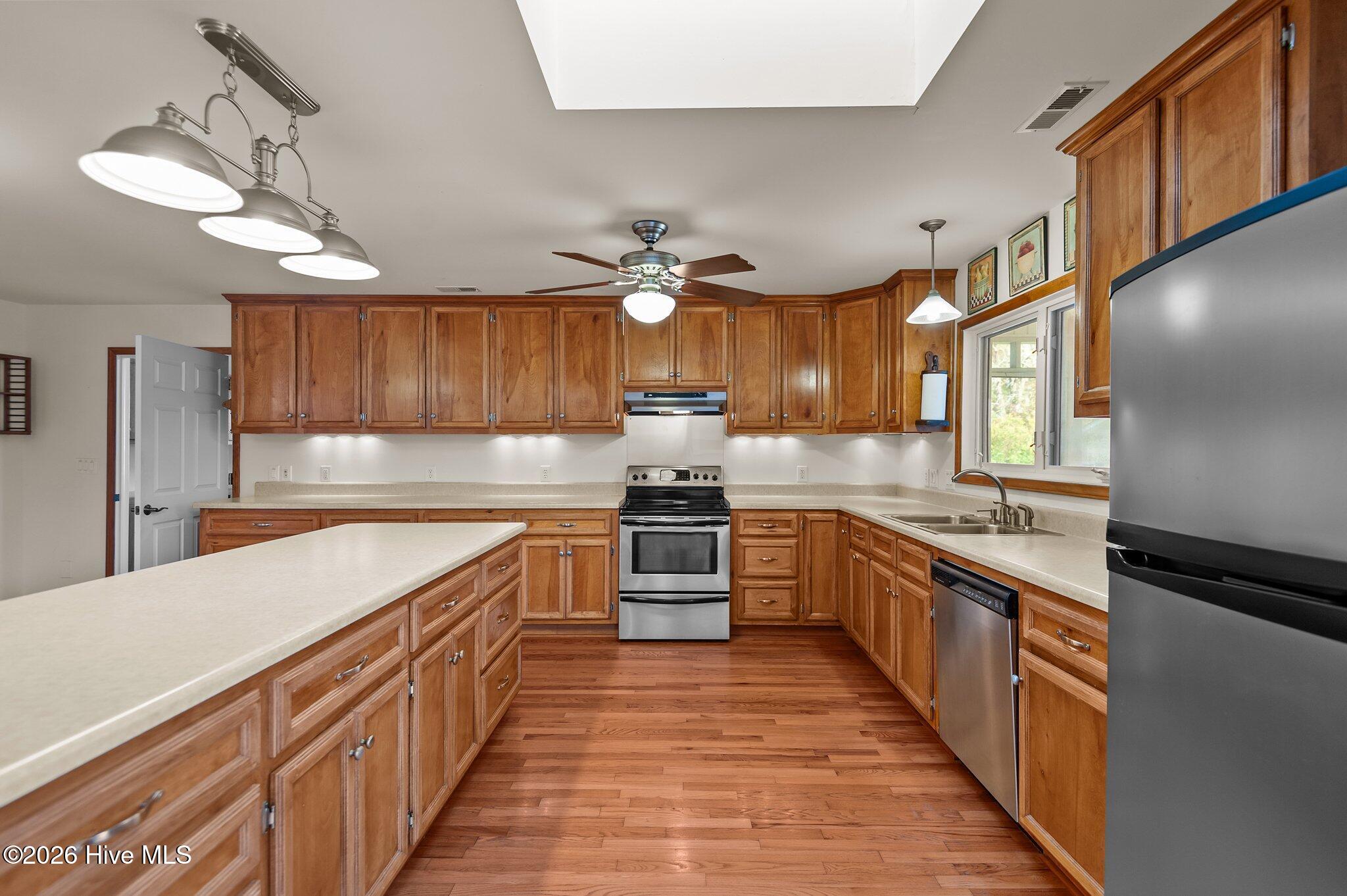 155 Teach's Cove Road Bath, NC 27808 - Photo 26 of 47 Kitchen View 3