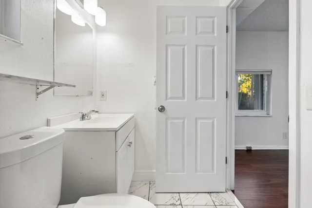 $630,000 | 3443 Northeast 3rd Avenue, Oakland Park, FL 33334