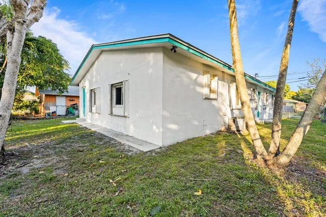 $630,000 | 3443 Northeast 3rd Avenue, Oakland Park, FL 33334