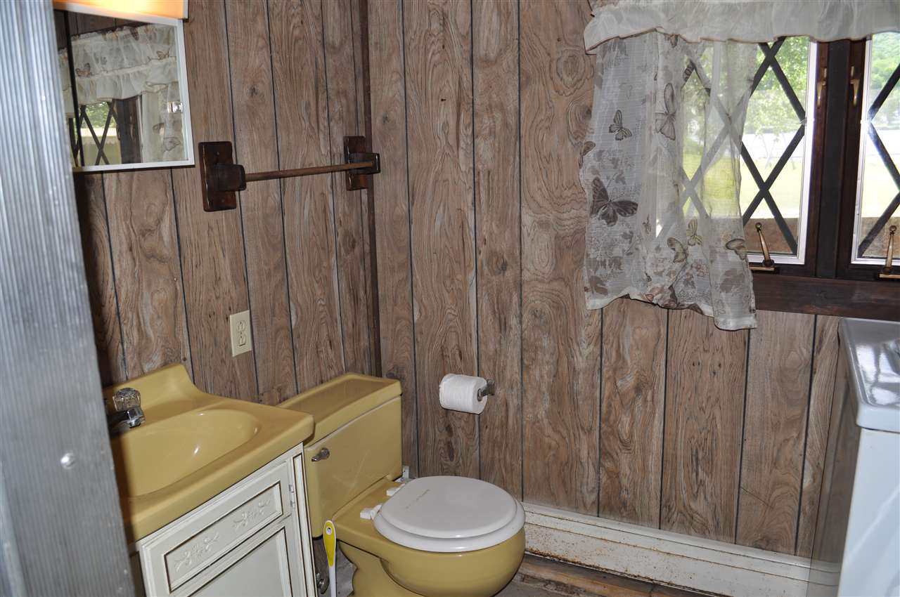 816 Camp Road Elmore, VT 05680 - Photo 15 of 19