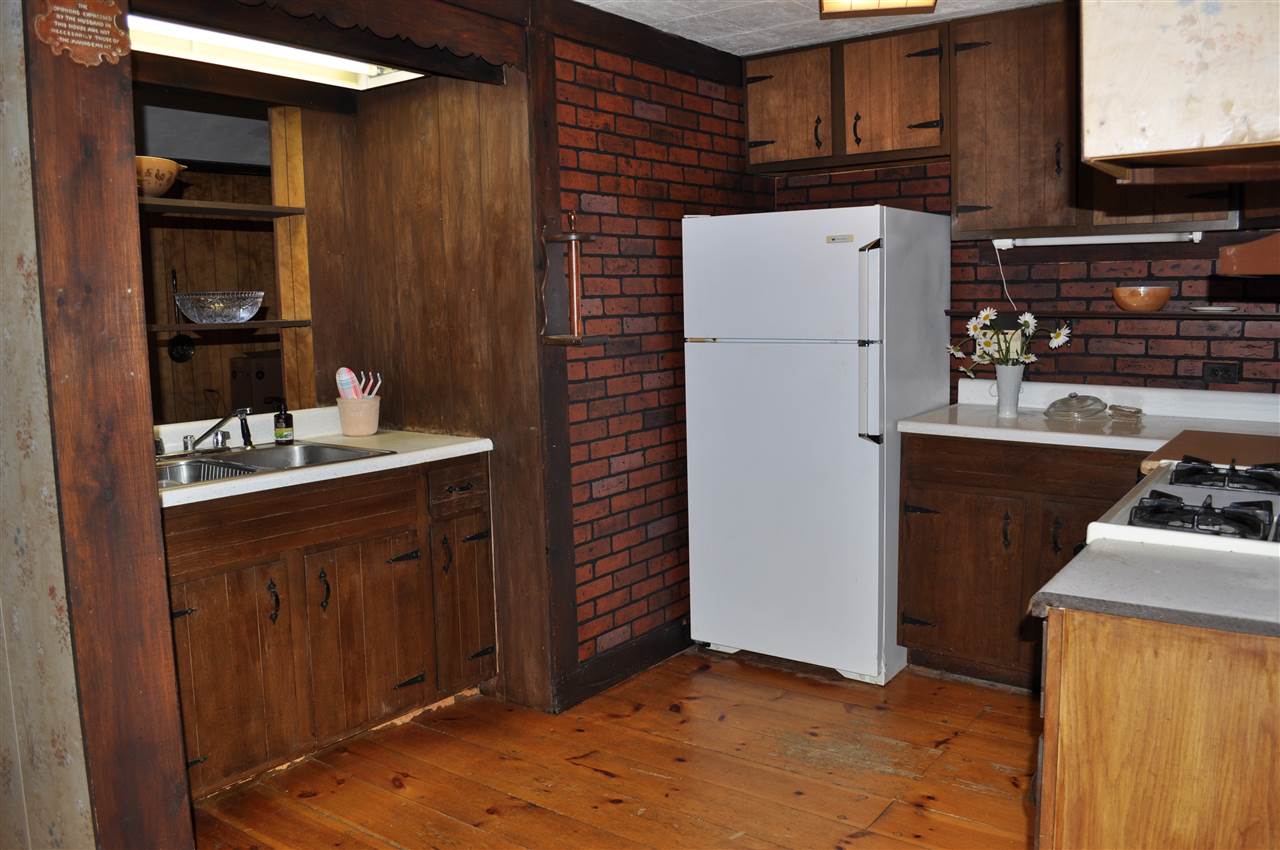 816 Camp Road Elmore, VT 05680 - Photo 6 of 19