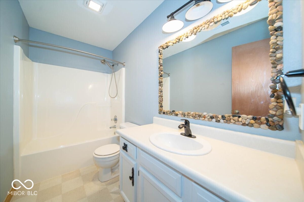 725 Lake Shore Road Franklin, IN 46131 - Photo 20 of 25 Gallery Image 20