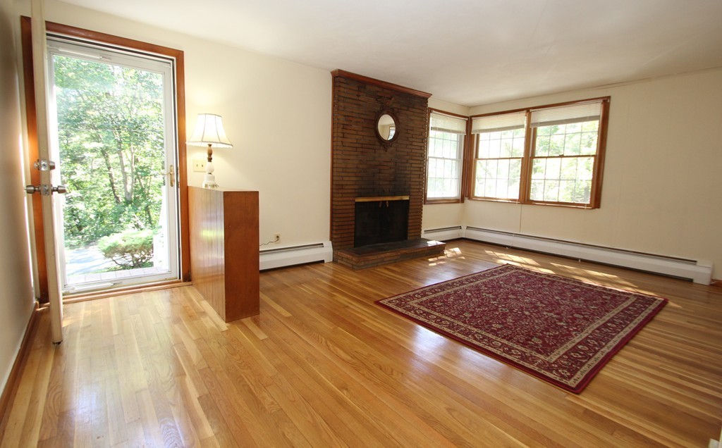 24 Riverside Drive North Reading, MA 01864 - Photo 4 of 17 Gallery Image 4