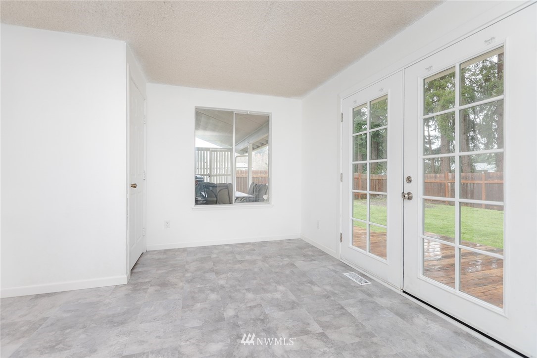 8621 Sequoia Road Yelm, WA 98597 - Photo 18 of 35 Gallery Image 18