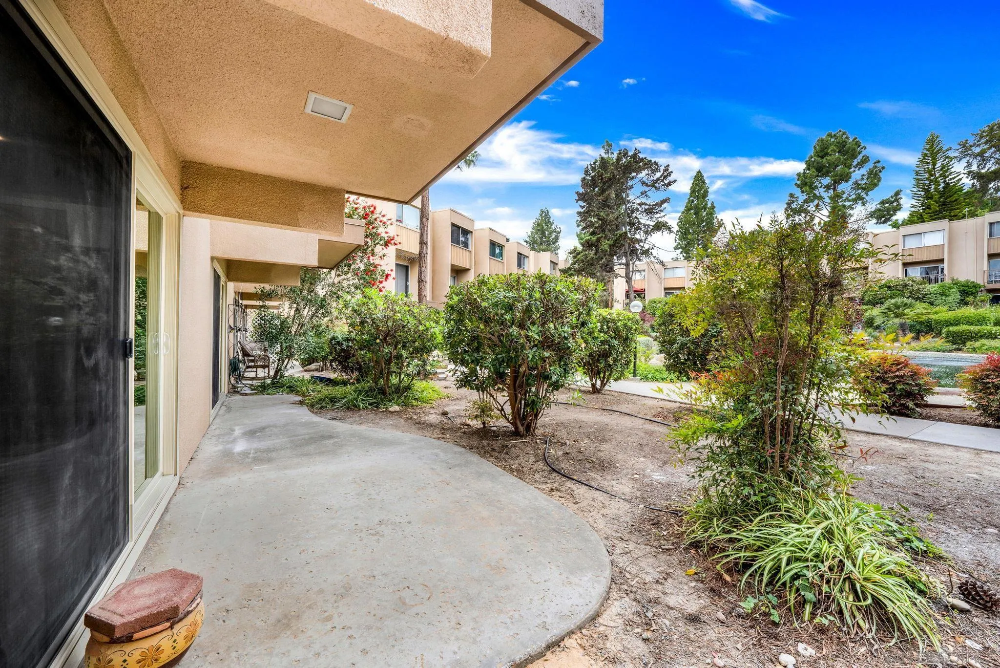 5700 Baltimore Drive La Mesa, CA 91942 - Photo 25 of 37 a view of a corridor
