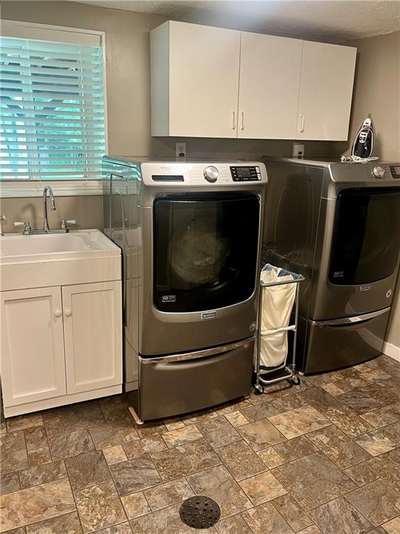 135 Lagonda Road Washington, PA 15301 - Photo 22 of 25 a utility room with dryer and washer