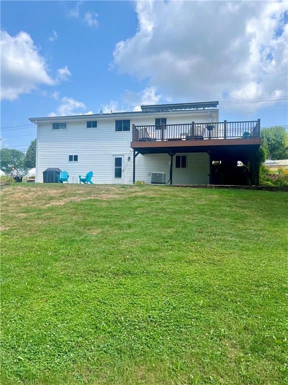 135 Lagonda Road Washington, PA 15301 - Photo 3 of 25 a house view with a garden space