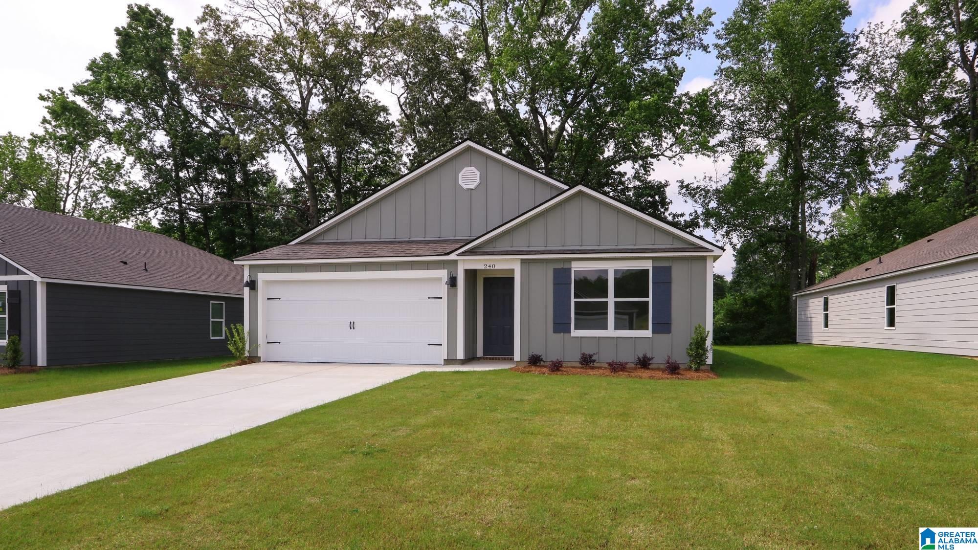 240 Pne Rdg Drive Odenville, AL 35120 - Photo 2 of 25