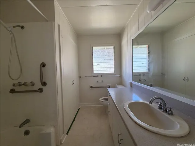 $3,350 | 284 Kuliouou Road, Unit A, Honolulu, HI 96821