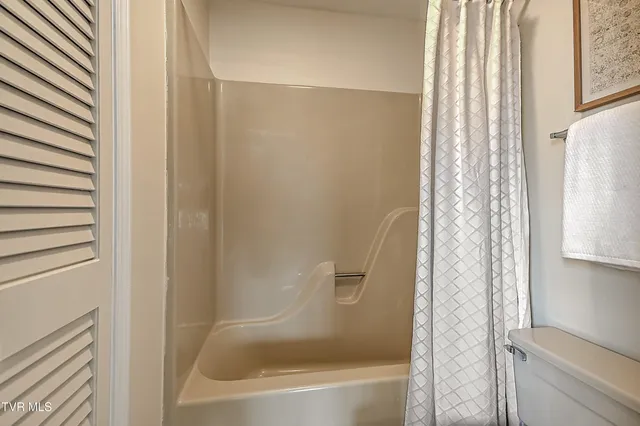 $169,900 | 145 Quail Run, Unit 145, Bristol, VA 24201