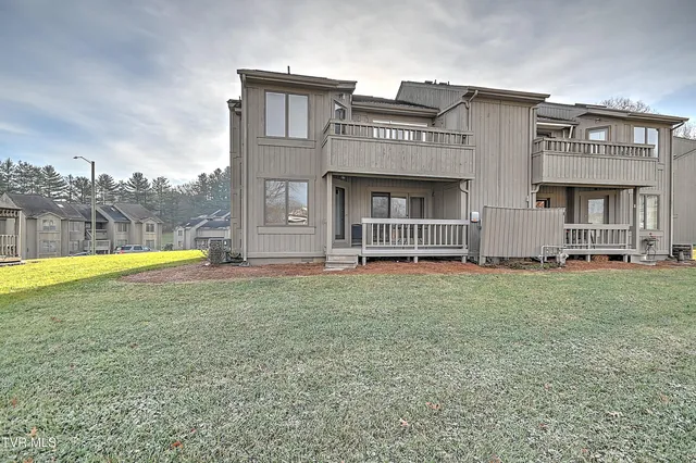 $169,900 | 145 Quail Run, Unit 145, Bristol, VA 24201