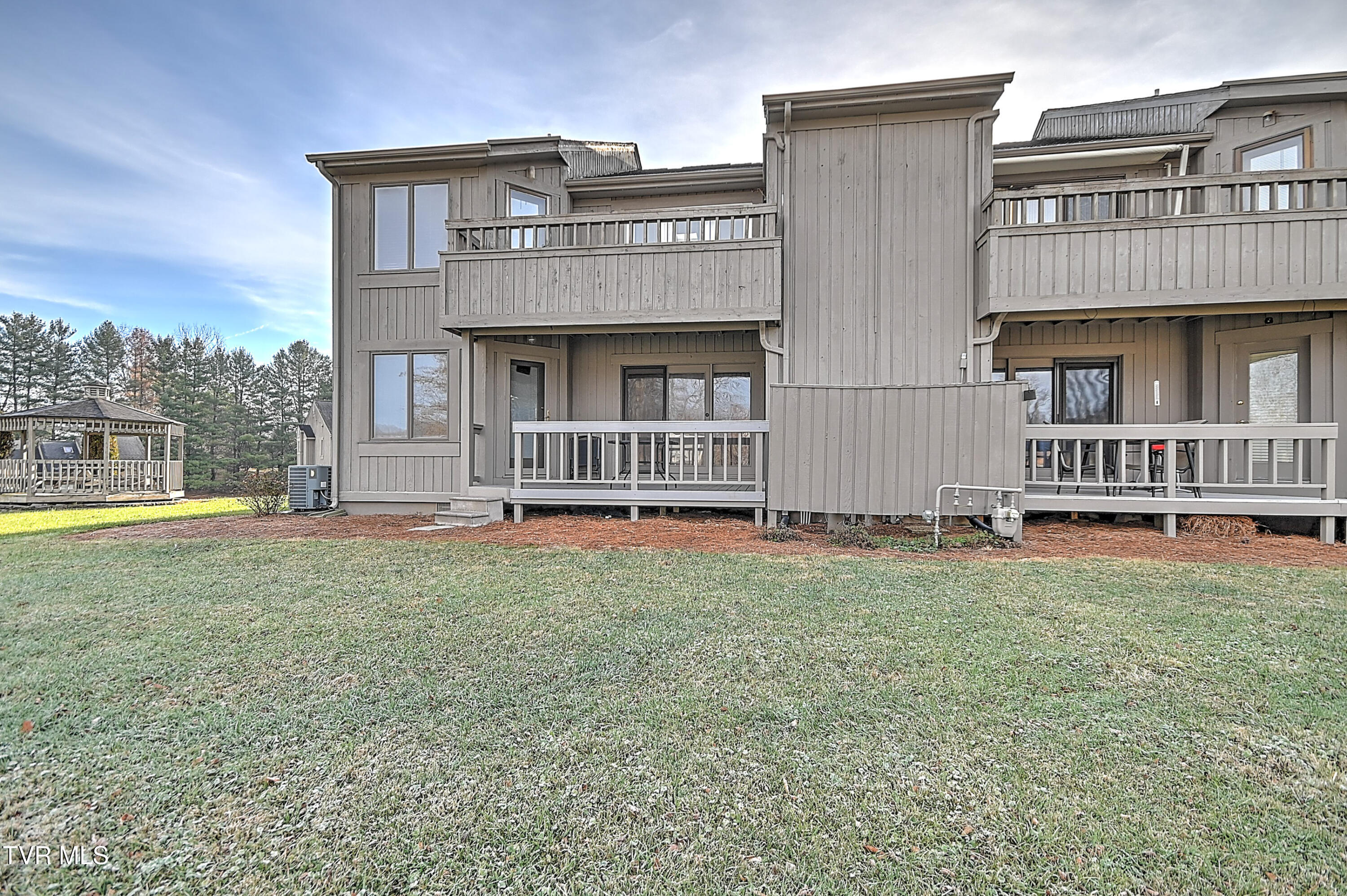 145 Quail Run, Unit 145 Bristol, VA 24201 - Photo 27 of 29 145 Quail Run GUNIT-41