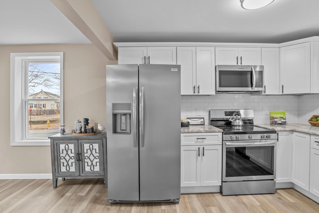 1577 Bay Street Springfield, MA 01109 - Photo 3 of 24 Gallery Image 3