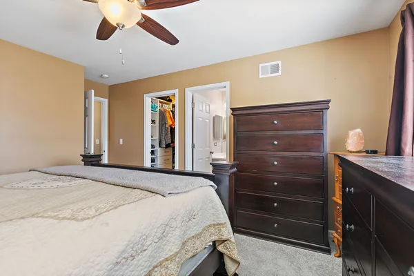 $309,900 | 535 Telluride Drive, Gilberts, IL 60136