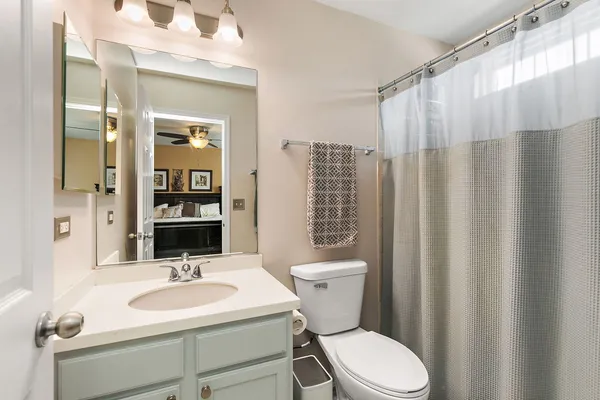 $309,900 | 535 Telluride Drive, Gilberts, IL 60136