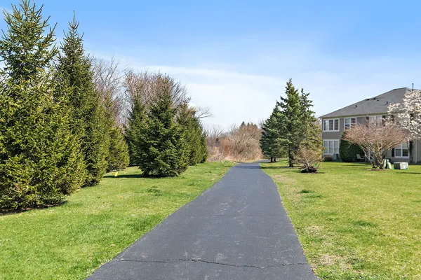 $309,900 | 535 Telluride Drive, Gilberts, IL 60136