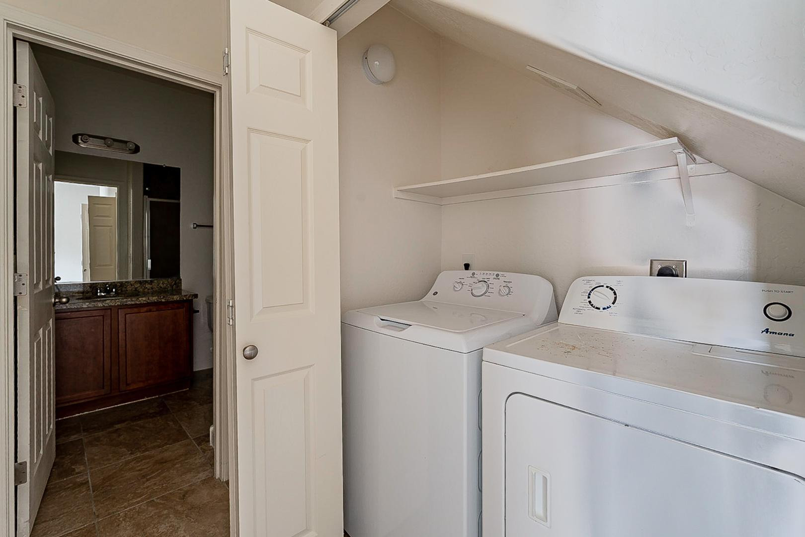 17223 North Cave Creek Road, Unit 7 Phoenix, AZ 85032 - Photo 10 of 23 a utility room with dryer and washer