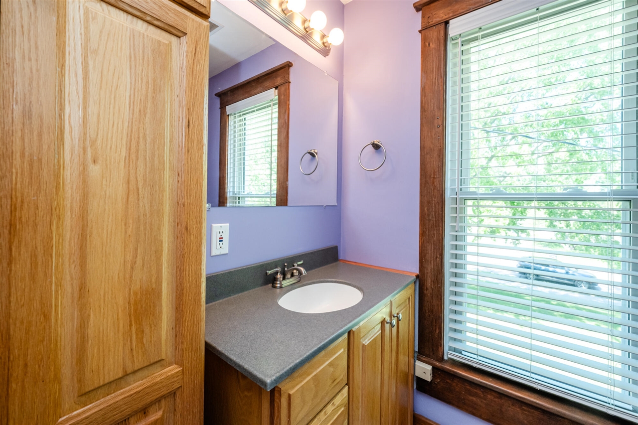 5785 Ridge Road Stevensville, MI 49127 - Photo 21 of 34