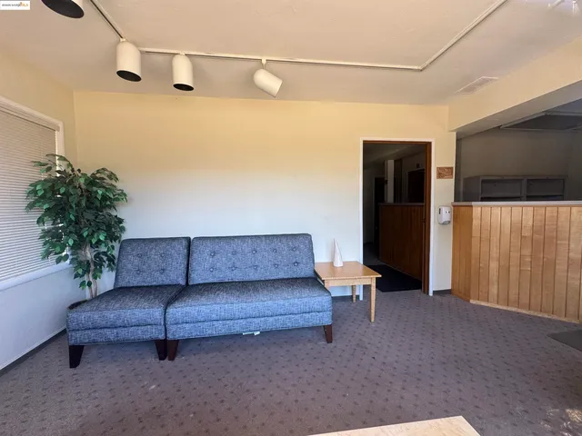 $1,198,000 | 400 Joaquin Avenue, San Leandro, CA 94577