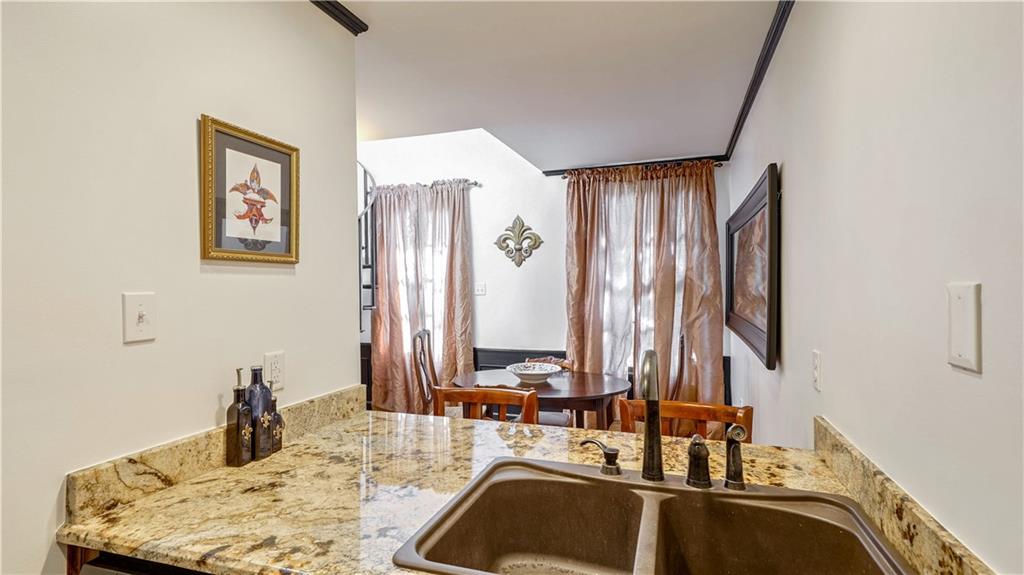 922 Chartres Street, Unit C New Orleans, LA 70116 - Photo 8 of 11