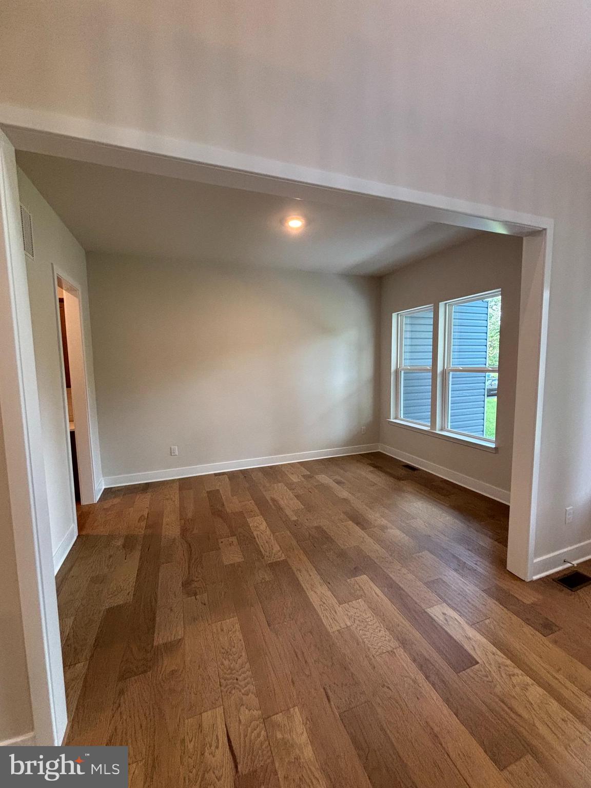 9 Meetinghouse Road Hamilton, NJ 08620 - Photo 8 of 32 Gallery Image 8