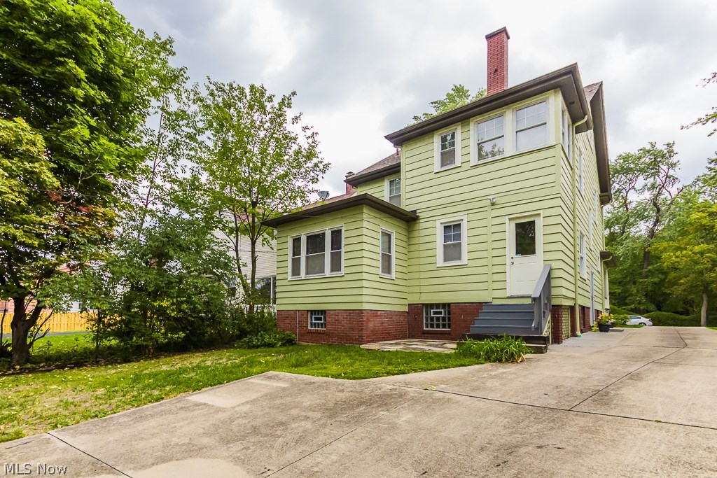 1524 Compton Road Cleveland, OH 44118 - Photo 26 of 26