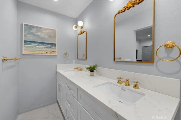$1,199,000 | 8054 Cedros Avenue, Panorama City, CA 91402