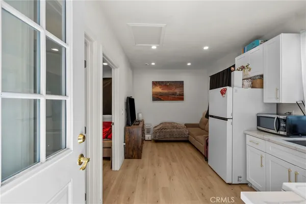 $1,199,000 | 8054 Cedros Avenue, Panorama City, CA 91402