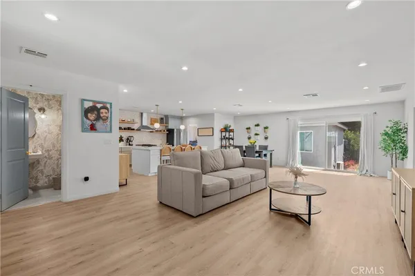 $1,199,000 | 8054 Cedros Avenue, Panorama City, CA 91402