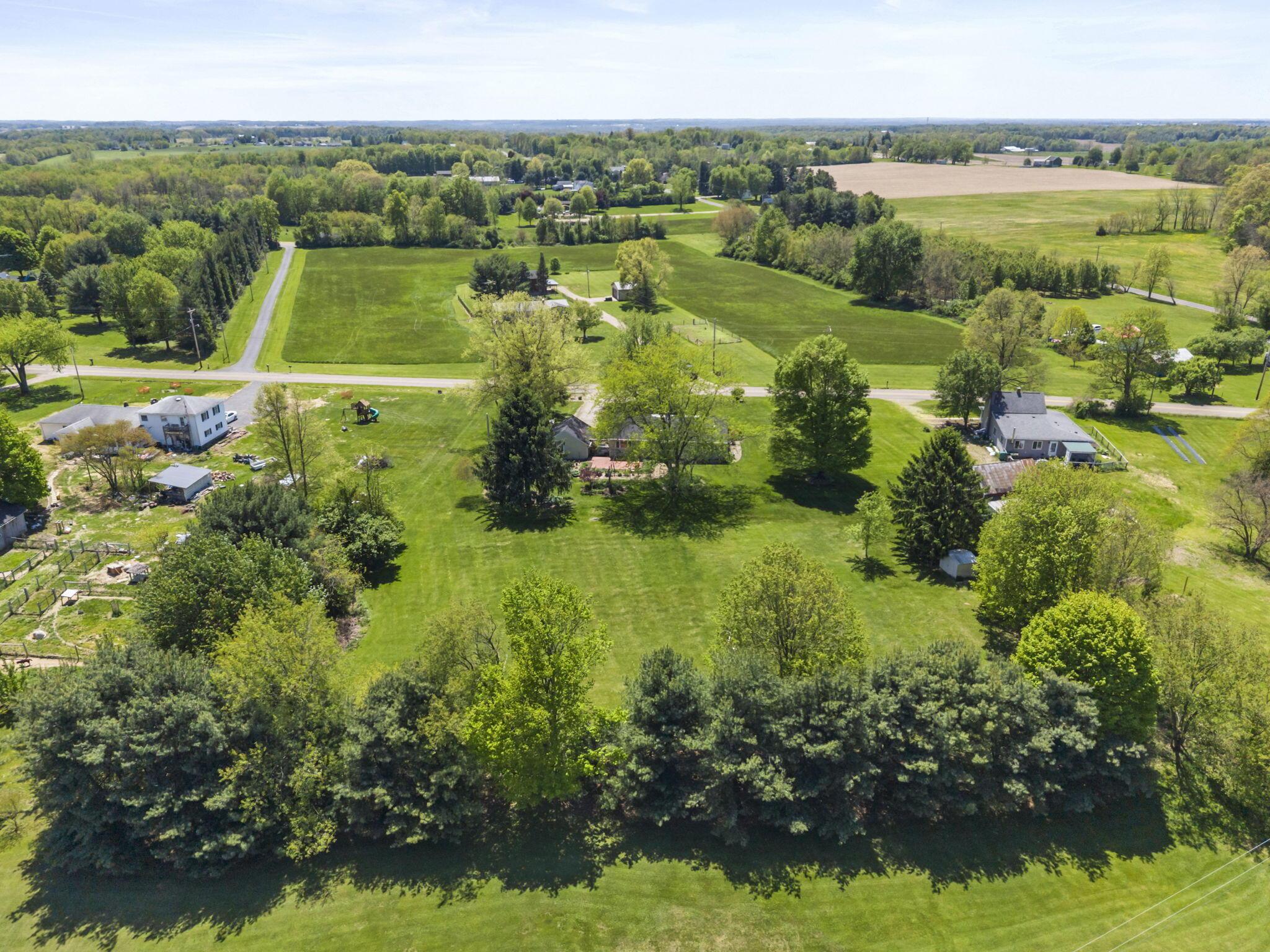 18239 Hopewell Road Mount Vernon, OH 43050 - Photo 51 of 66 47-web-or-mls-DJI_20260507134145_0737_D