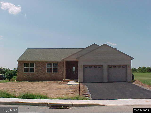 7 Copenhaffer Road York, PA 17404 - Photo 1 of 9 Gallery Image 1
