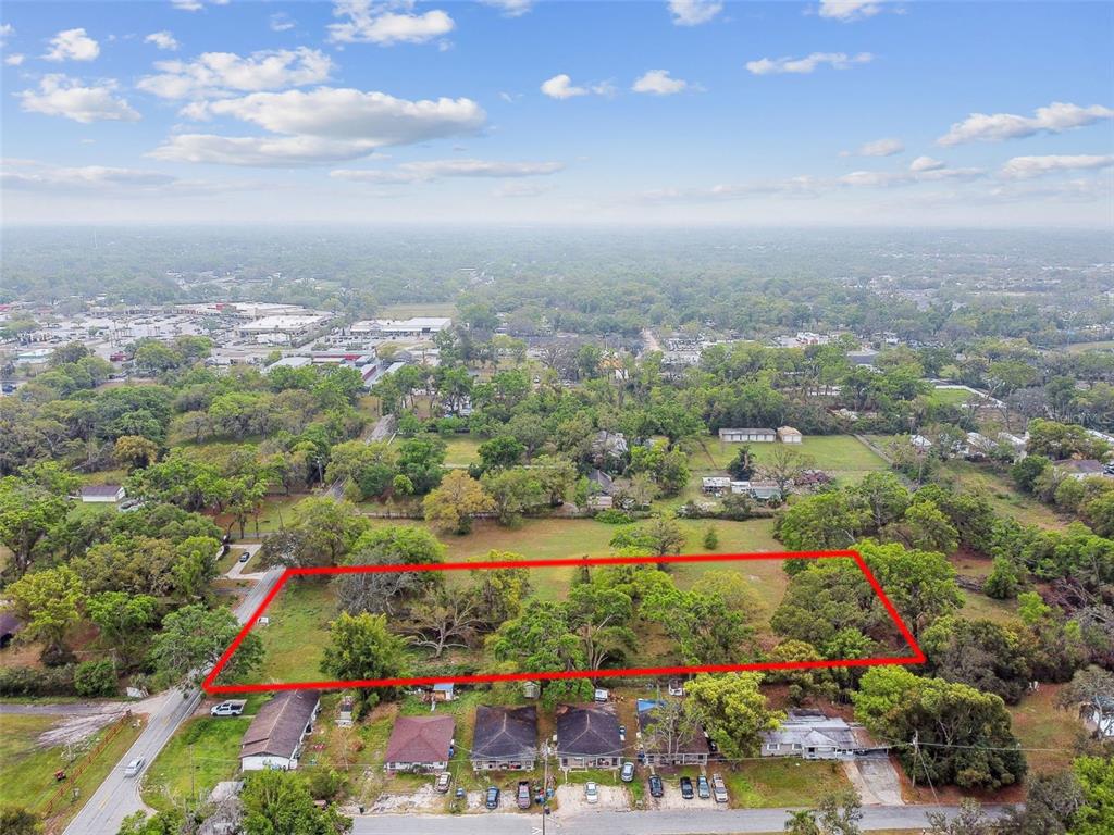 South Taylor Road Seffner, FL 33584 - Photo 19 of 29 a view of a city