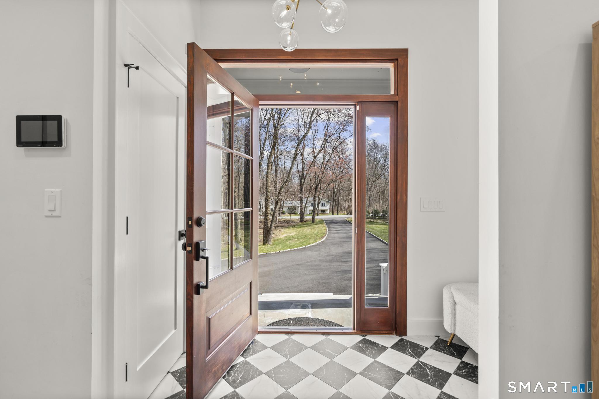 115 Pine Ridge Road Wilton, CT 06897 - Photo 2 of 37