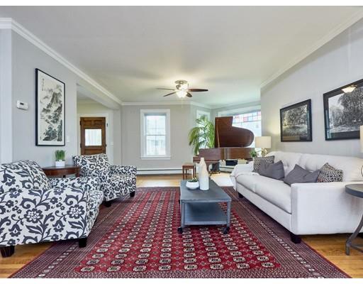 51 Warwick Road Newton, MA 02465 - Photo 5 of 26