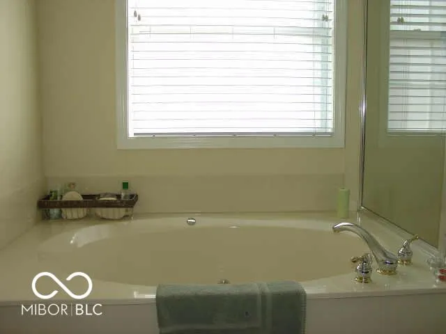 $2,400 | 413 Autumn Drive, Carmel, IN 46032