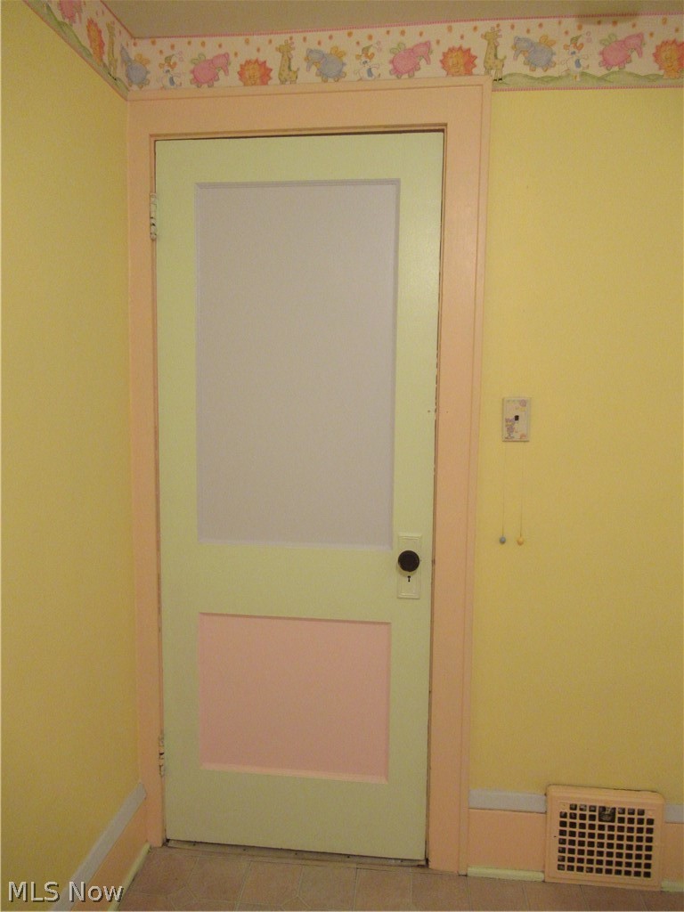 798 Davis Street Akron, OH 44310 - Photo 17 of 23 Gallery Image 17