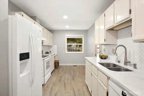 $485,000 | 4084 220th Place Southeast, Unit 1038, Issaquah, WA 98029