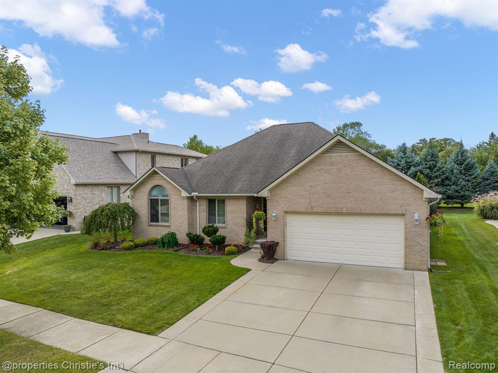 3654 McComb Drive Rochester Hills, MI 48307 - Photo 4 of 49