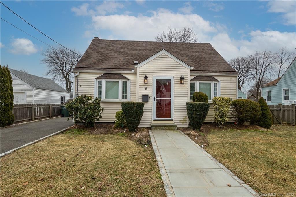 8 Devonshire Road Milford, CT 06460 - Photo 1 of 1 Gallery Image 1