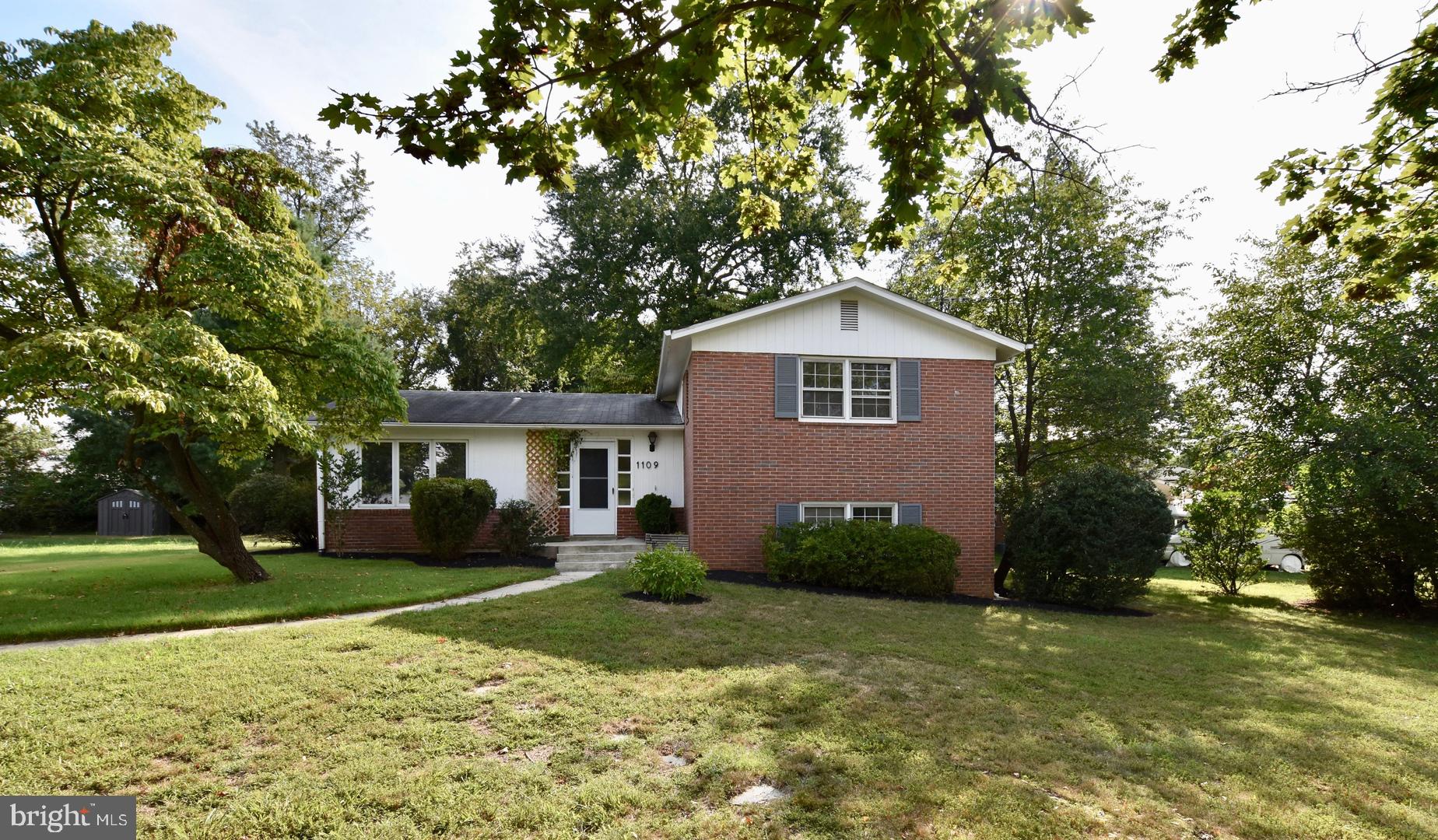 1109 Devere Drive Silver Spring, MD 20903 - Photo 2 of 9