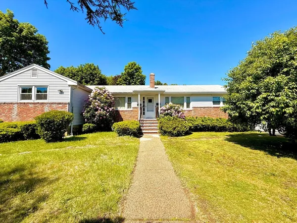 $429,000 | 12 Reservoir Drive, Unit 2, Randolph, MA 02368